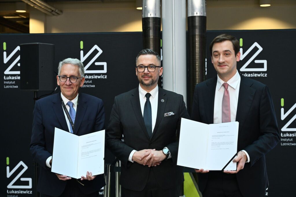 Podpisanie porozumienia między Siecią Badawczą Łukasiewicz i JRC