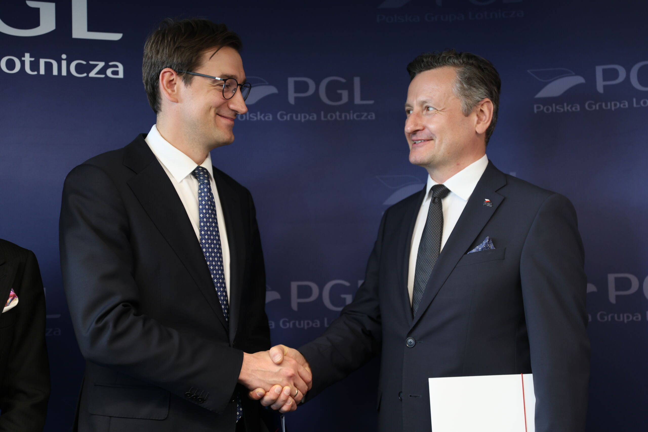 Prezes Centrum Łukasiewicz Hubert Cichocki, Prezes PGL Radosław Stępień