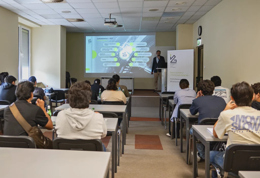 Visit of Universidad de Monterrey (UDEM) students at Łukasiewicz – Upper Silesian Institute of Technology