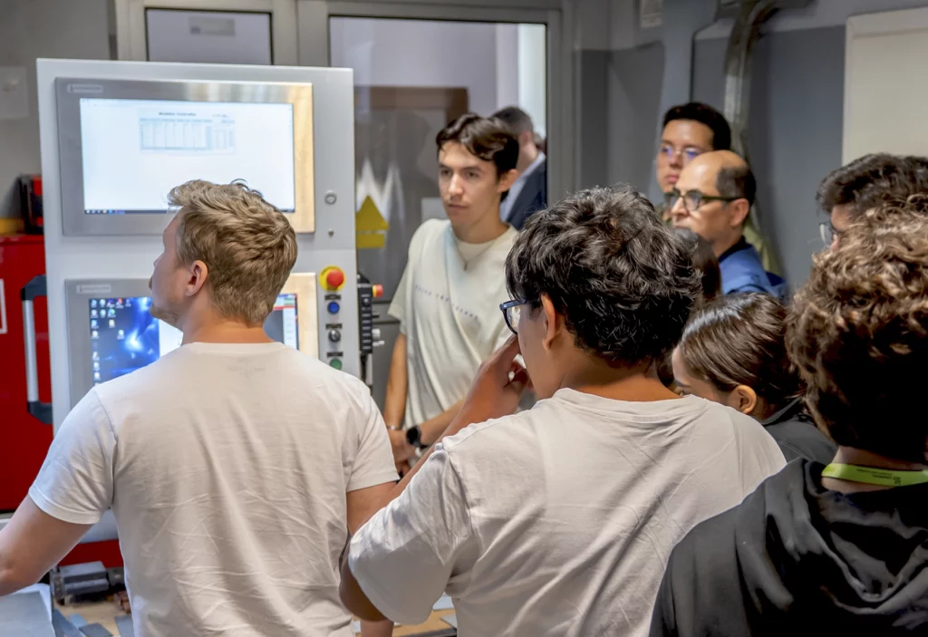 Visit of Universidad de Monterrey (UDEM) students at Łukasiewicz – Upper Silesian Institute of Technology