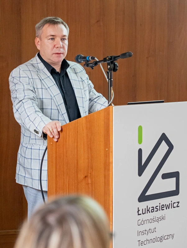 dr hab. inż. Krzysztof Radwański, Lider Grupy Badawczej Badania Właściwości i Struktury Materiałów