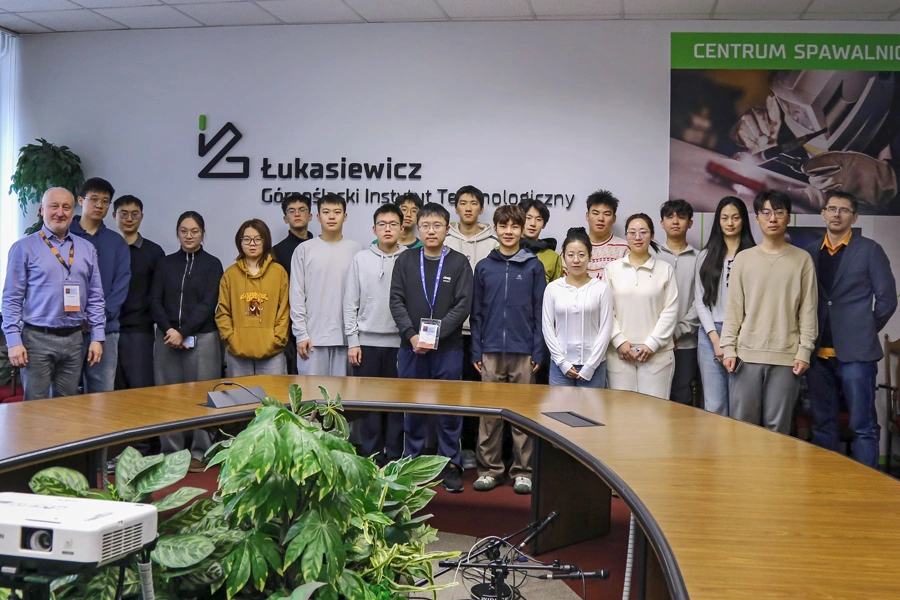 Students from Yanshan University visited Łukasiewicz – GIT during Winter Camp