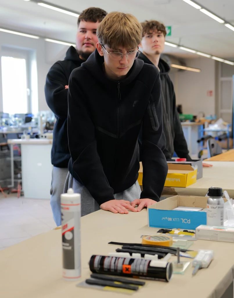 Uczniowie techników w Centrum Spawalnictwa
