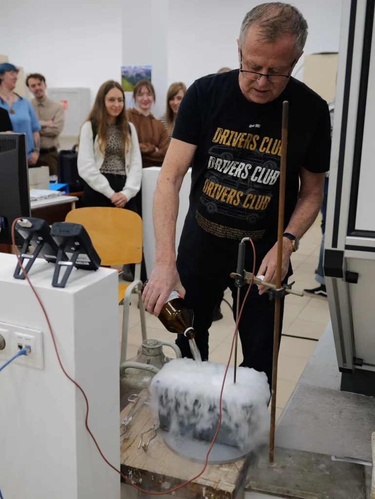 Studenci politechnik z wizytą w Łukasiewicz – GIT