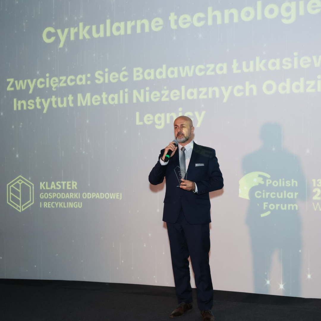 Arkadiusz Szpakowski z nagrodą