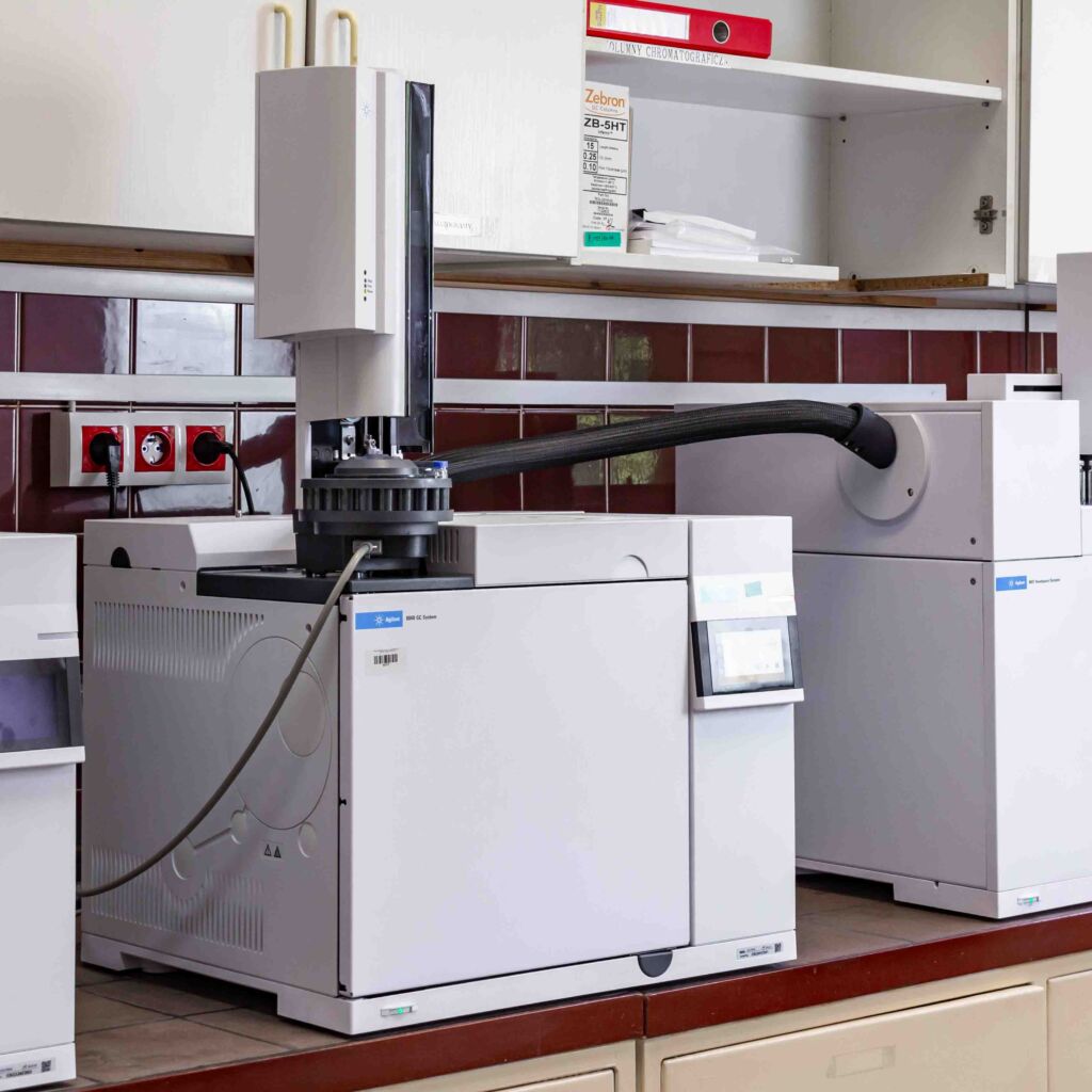Agilent 8860 GC System