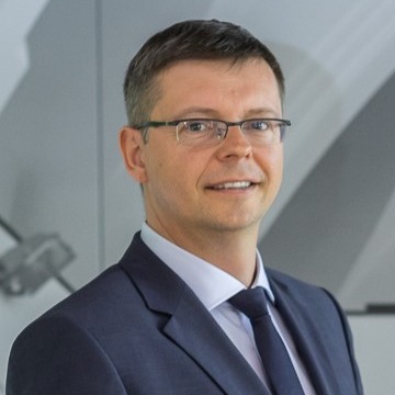 dr Mariusz Strojny