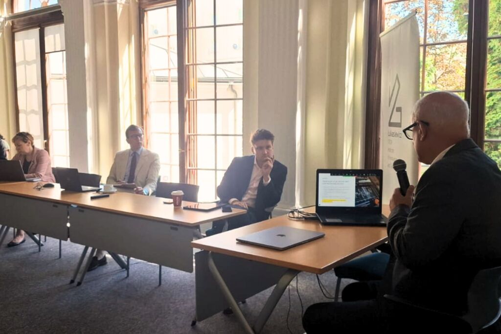 Making Enlargement Governable - LUKASIEWICZ WORKSHOPS - ITECH