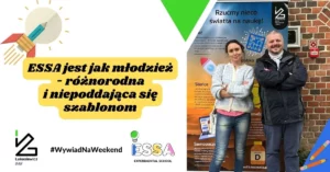 plakat z tekstem essa jest jak młodzież - różnorodna i nie poddająca się szablonom